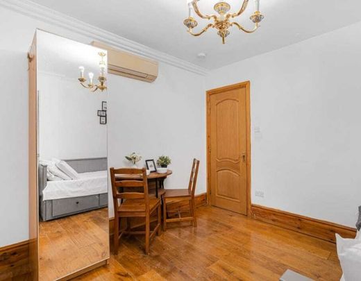 Cockspur Street, London - Photo 1