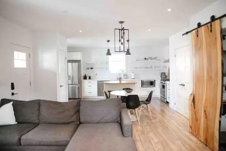 For Lease - 426 Wilson Street Unit# 1, Hamilton, Ontario - Photo 5