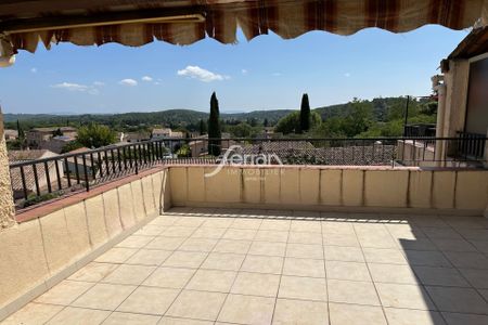 Location Appartement 2 pièces 59m² LORGUES 83510 - Photo 5