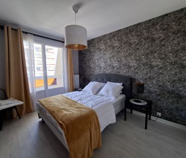 Location Appartement 2 pièces 54m² VICHY 03200 - Photo 2
