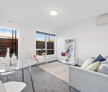 5/3 Melbourne Street, Murrumbeena VIC 3163 - Apartment For Rent | D... - Photo 2