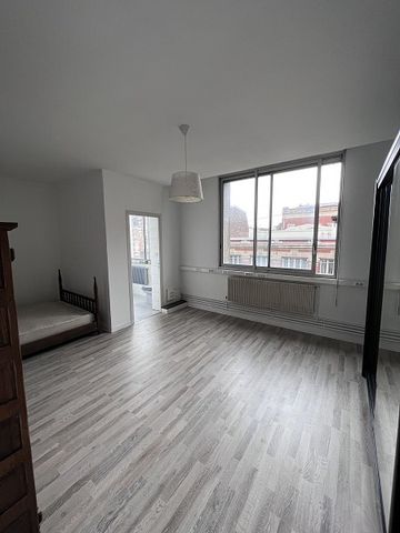 Appartement 7 pièces à Valenciennes - Photo 3