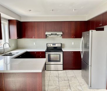 For Lease - 17 Christina Crescent, Bradford West Gwillimbury, Ontario - Photo 5