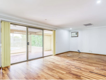 4 Grenfell Way, Leeming, WA - Photo 2