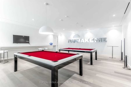 For Lease - 1 Bloor Street Unit# 1012, Toronto, Ontario - Photo 2