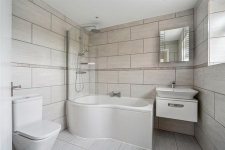 Brookside, Weston Turville - Photo 4