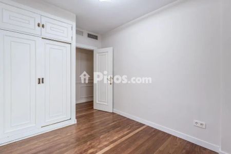 Piso en alquiler en Centro - Foto 4