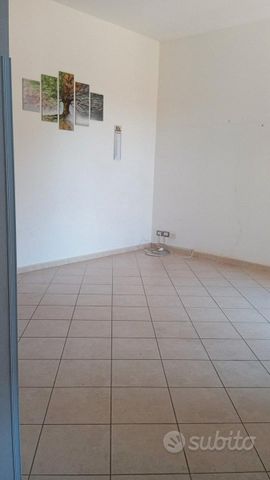 Appartamento con terrazza e garage - Photo 3