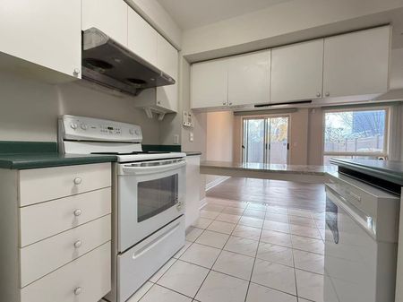 For Lease - 180 Forum Drive Unit# 25, Mississauga, Ontario - Photo 2