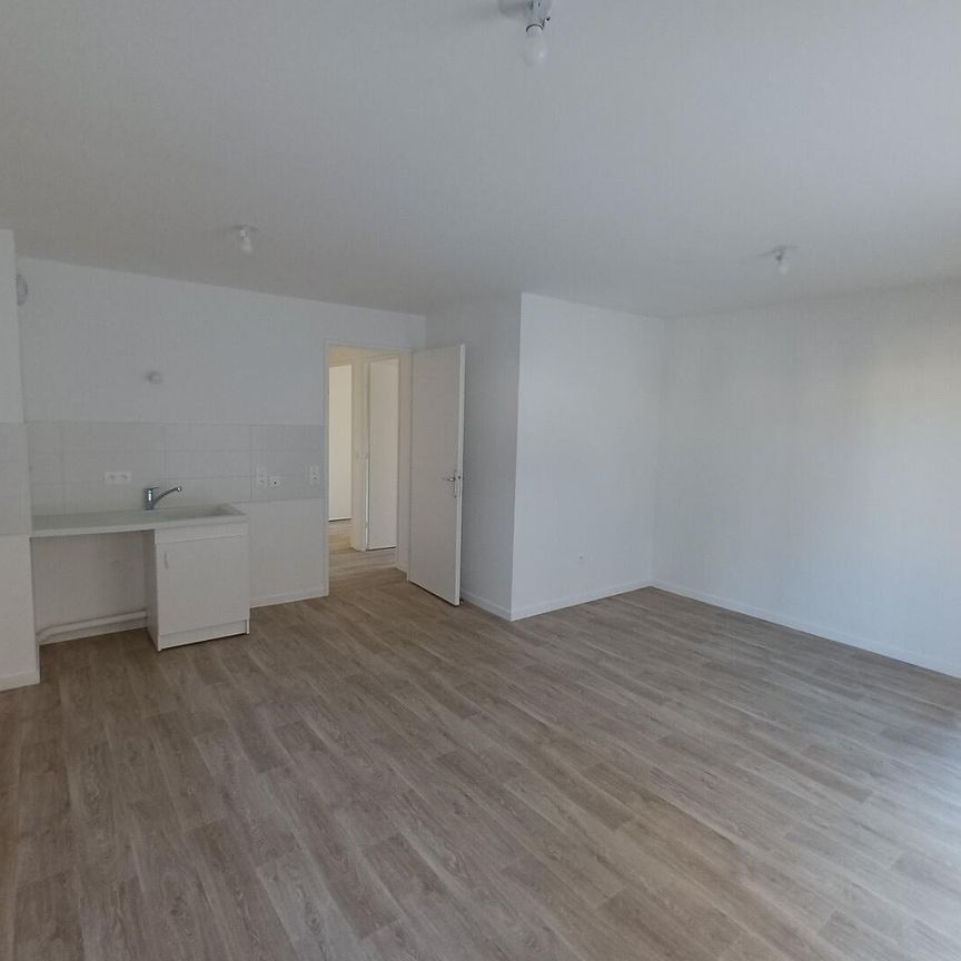 location Appartement T4 DE 80m² À BOBIGNY - Photo 1