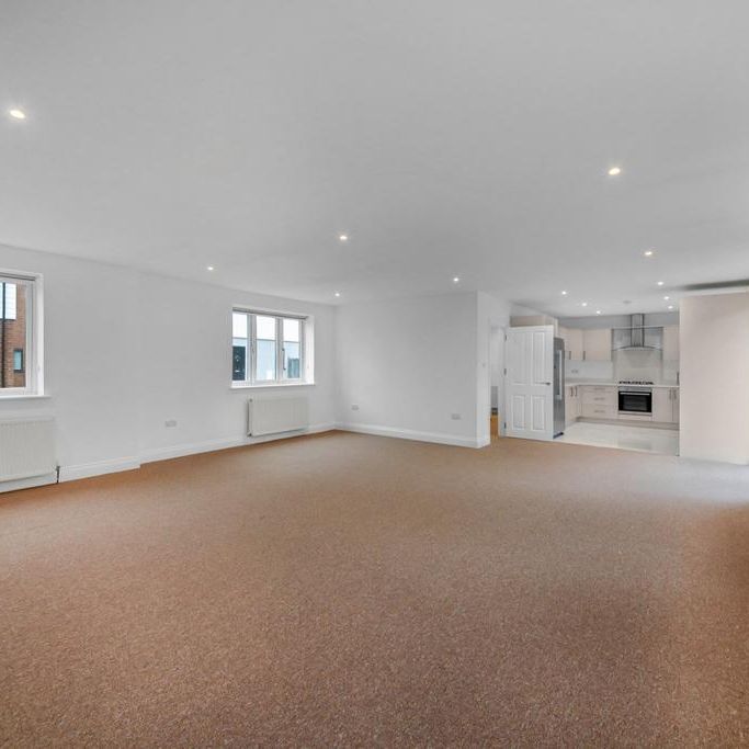 5 bedroom detached house to rent - Photo 1