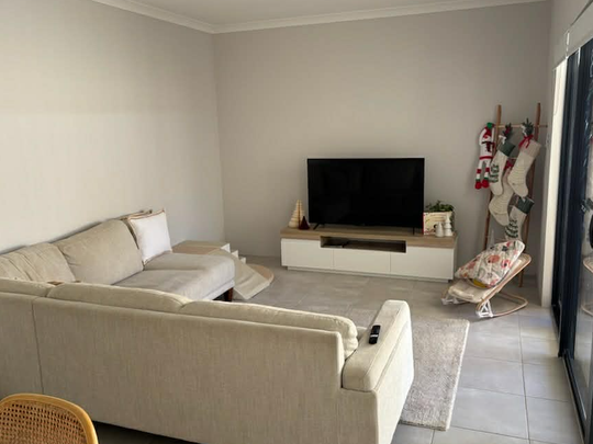 38D Barradine Way, Craigie, WA - Photo 1