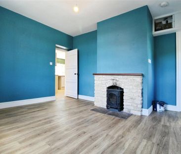 4 bedroom detached house to rent - Photo 3