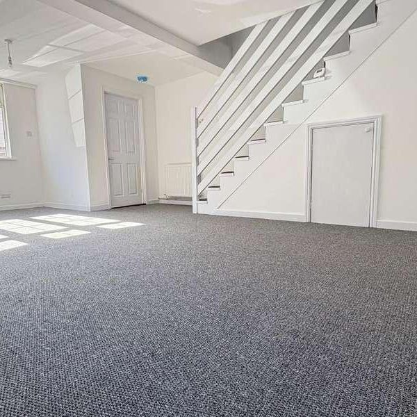 Binsteed Road, Portsmouth, PO2 - Photo 1