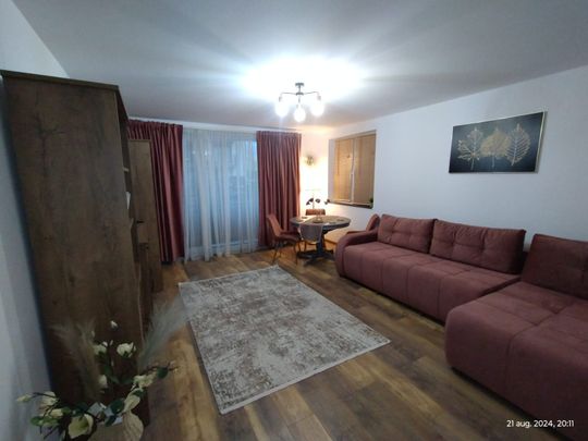 Garsonieră decomandată, mobilată, 40m², Str. Ion C. Brătianu, Brașov - Photo 1
