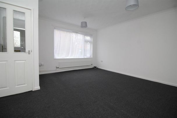 Deerleap, South Bretton, Peterborough - Photo 1