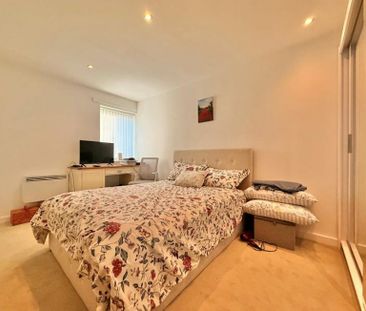 1 Bedroom Apartment To Let - Photo 5