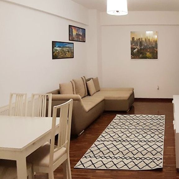 Apartament de inchiriat in Ploiesti, zona 9 Mai - Photo 1