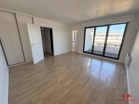 Location Appartement 1 pièce 29m² - Photo 2