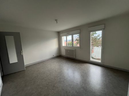 Location - Appartement T3 - 62 m² - Sochaux - Photo 4