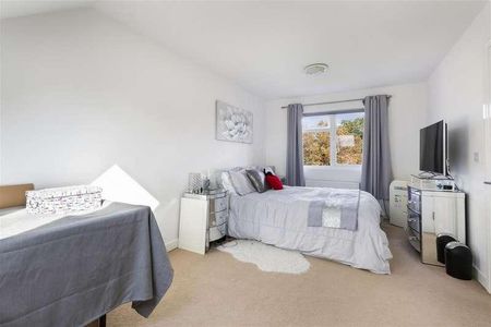 Churston Drive, Morden, SM4 - Photo 4