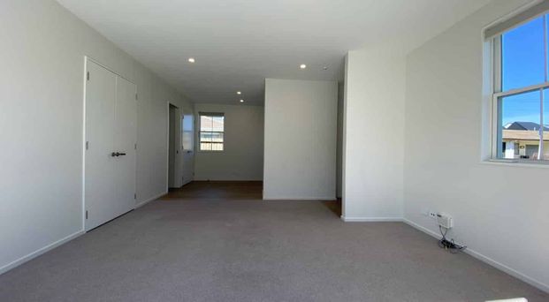 Addington Townhouse - Photo 1