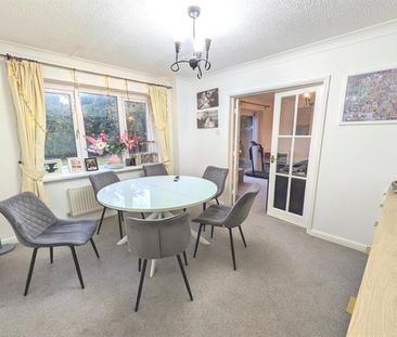 4 Bedroom Detached To Let - Photo 5