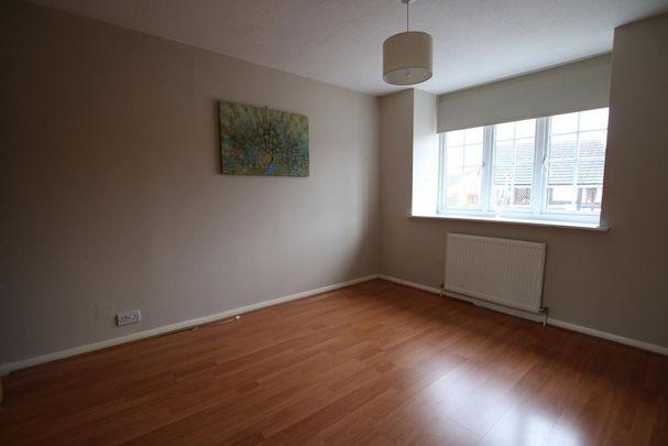 4 bedroom detached house to rent - Photo 1