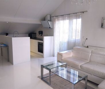 TE HUUR: Gemeubeld dakappartement met 2 slaapkamers te Heusden! - Photo 4