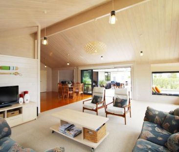 Lockwood on Castleview - Holiday Rental Accommodation - Photo 6