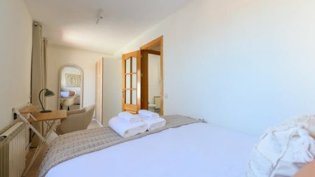 2-bedroom apartment for rent in Argüelles - Photo 5