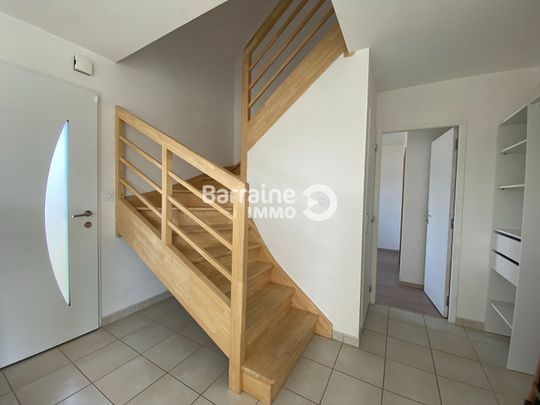 Location maison à Bourg-Blanc, 5 pièces 101.81m² - Photo 1