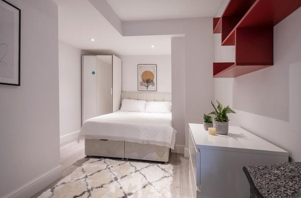 Studio to rent - Photo 1