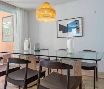 Luxury Townhouse for rent in Marbella, Spain - Photo 4