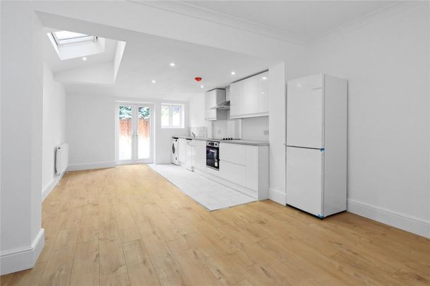 2 bedroom terraced house to rent - Photo 1