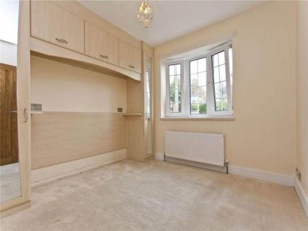 3 bedroom bungalow to rent - Photo 3