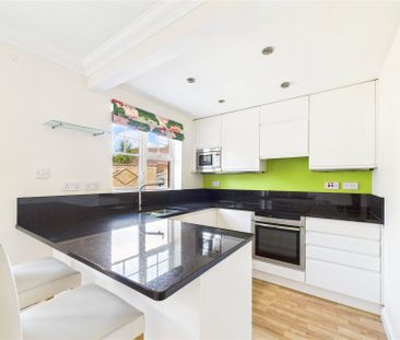 Roby Drive, Bracknell Roby Drive, Bracknell - Photo 3