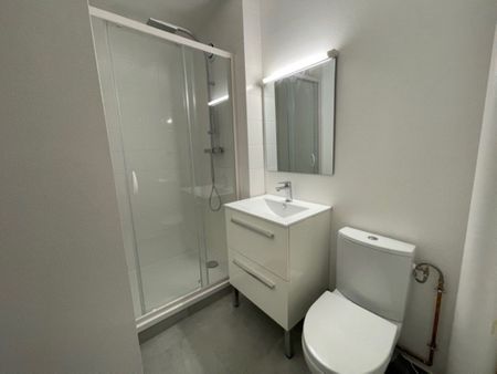 Location Appartement 1 pièce 30m² - Photo 4