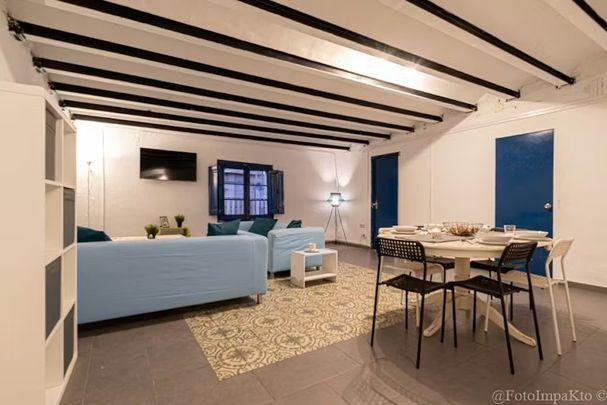 Passatge del Rellotge, Barcelona, Catalonia 08002 - Photo 1