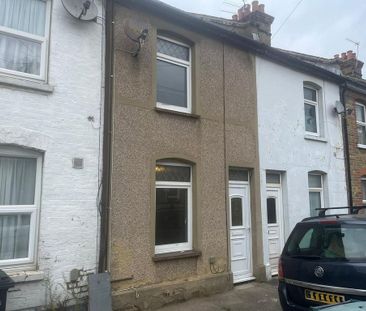 2 bedroom terraced house to rent - Photo 4