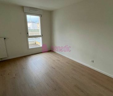 F3 THIONVILLE RESIDENCE NEUVE - PARKING EXTERIEUR - Photo 2