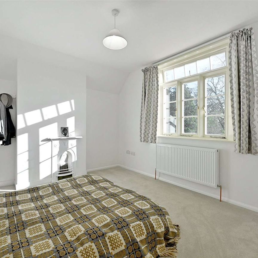 Newly refurbished two bedroom home with stunning countryside views - Photo 1