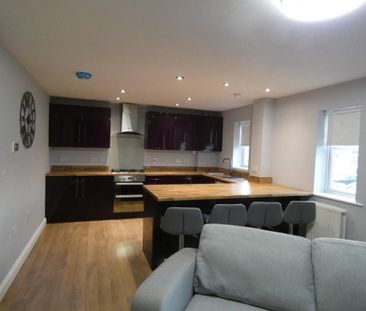 2 bedroom flat to rent - Photo 5