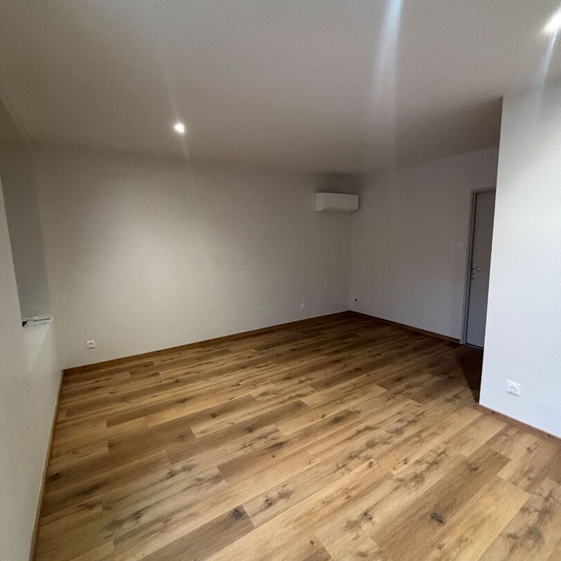 Appartement Le Creusot 2 pièce(s) 32.73 m2 - Photo 1