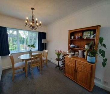 Featherstone Crescent, Shirley, Solihull - Photo 2