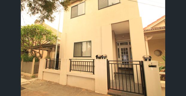 3/26 Scouller Street, Marrickville, NSW 2204 - Photo 1