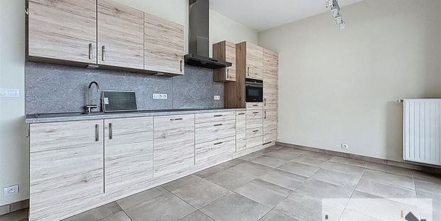 Appartement te huur in Andenne voor € 950 met 2 slaapkamers - Photo 1