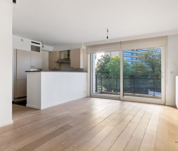 Appartement te huur in Jette met 2 slaapkamers - Photo 1