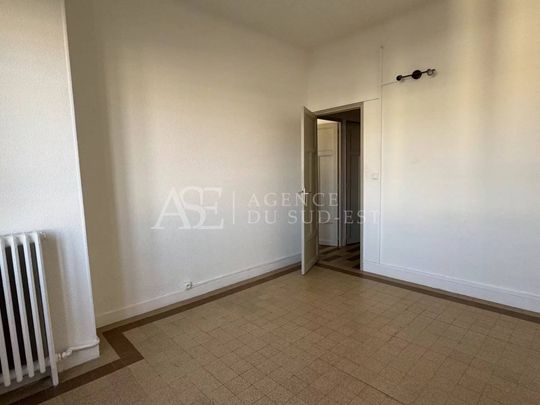 Location Appartement - Photo 1