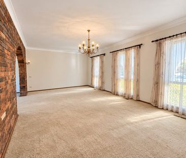 Spacious Family Home with Separate Teenage Retreat - Photo 1